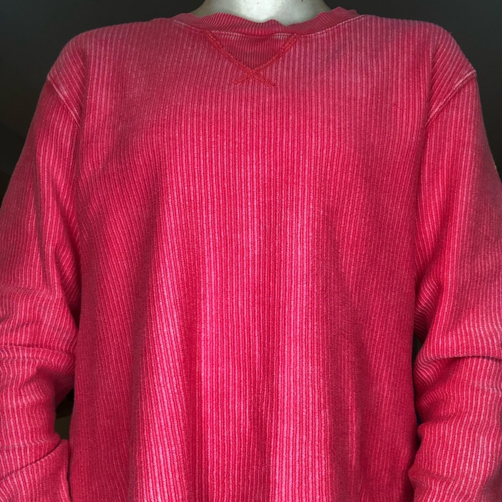red crew neck pull over